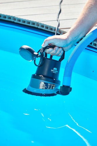 Heissner Pool-Tauchpumpe mit Soft-Standfuß 8500 l/h