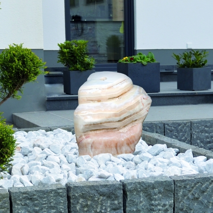 Gardenforma Wasserspiel-Findling Yellow Belt