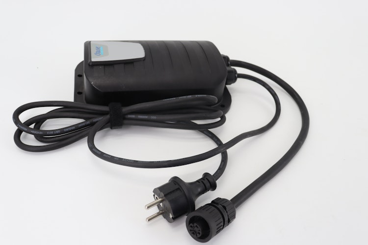 Oase Netzteil 100 VA / 12 V DC 8A V-2020 vierpolig (77023)